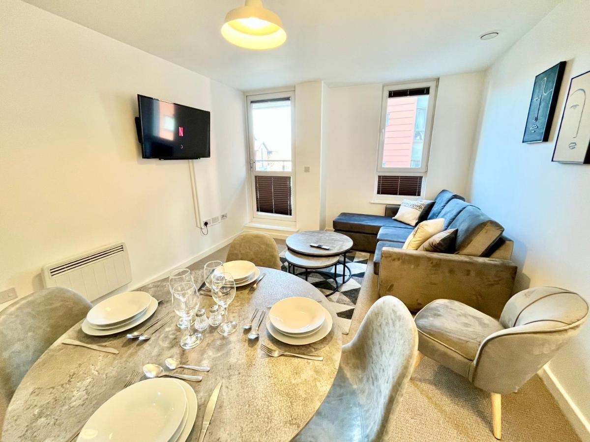 2 Bedroom, 2 Bathroom Modern Apartment Close To Ocean Village, Free Parking, Single Or Double Beds Southampton Eksteriør bilde